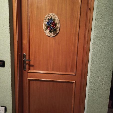 דירות דימארו La Casa Di Nonna Lia מראה חיצוני תמונה