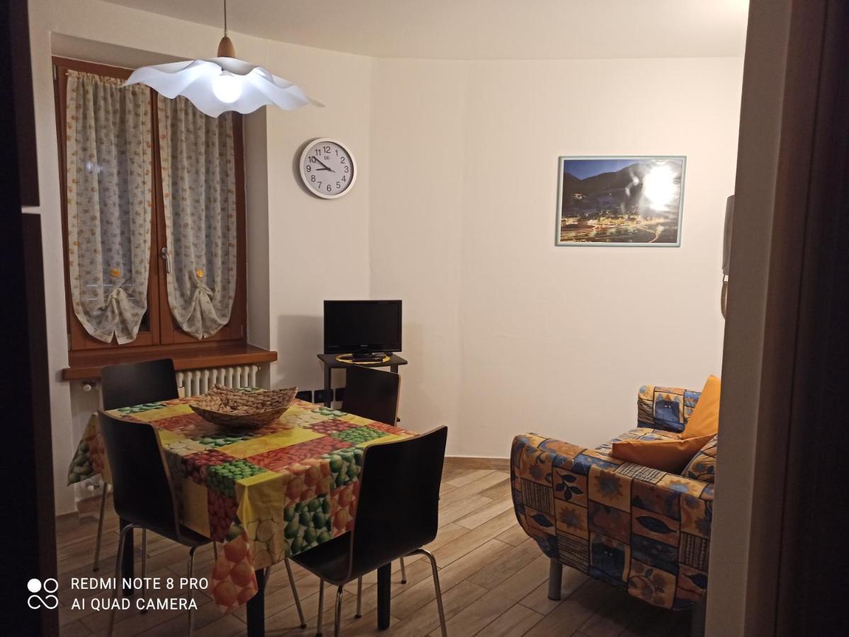 דירות דימארו La Casa Di Nonna Lia מראה חיצוני תמונה